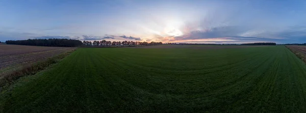 Letecký 180 Stupňů Panorama Holandské Zemědělské Krajiny Barevným Západem Slunce — Stock fotografie