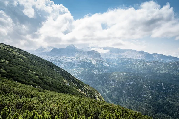 Uno Scatto Ipnotizzante Bellissimo Paesaggio Montano Austria — Foto Stock