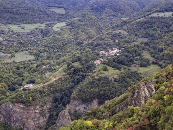 Uma Paisagem Hipnotizante Montanhas Arborizadas Syunik Armênia — Fotografia de Stock
