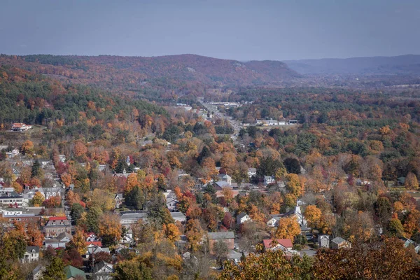 Letecký Pohled Krásné Město Železná Hora Michigan Stromy Nosí Podzimní — Stock fotografie
