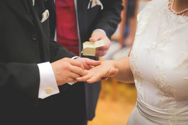 Groom Putting Wedding Ring Bride Finger — Stock Photo, Image