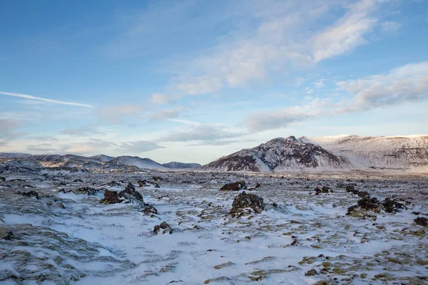 Красивый Снимок Заснеженного Горного Ландшафта Снефельснесе Исландия — стоковое фото
