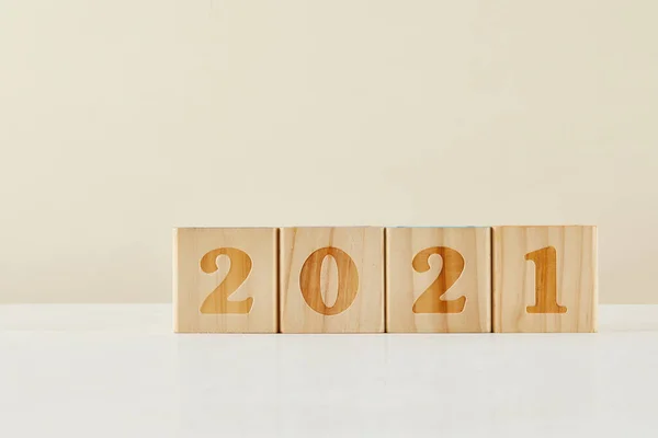 Conceito Ano Novo Cubos Madeira Com Números 2021 — Fotografia de Stock