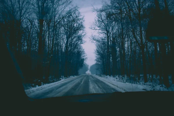 Vinter Natur Utsikt Genom Bil Vindruta — Stockfoto