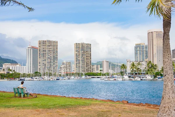Uma Bela Vista Praia Waikiki Vista Sobre Honolulu Havaí Partir — Fotografia de Stock