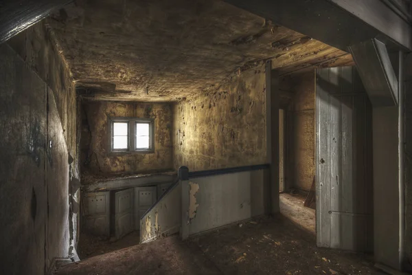 View Creepy Abandoned House — Stock Photo, Image