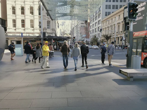 Auckland Nova Zelândia Ago 2019 Vista Pessoas Andando Pela Queen — Fotografia de Stock