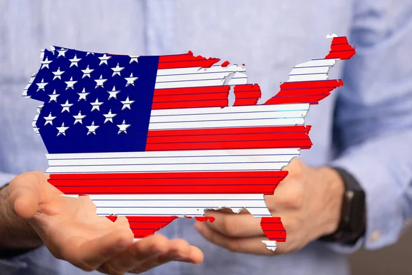 Uma Ilustração Bandeira Americana Nas Mãos Homem — Fotografia de Stock