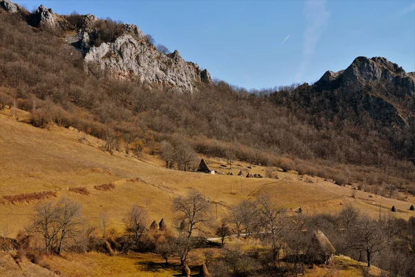 Chaty Údolí Skalnatých Štítů — Stock fotografie