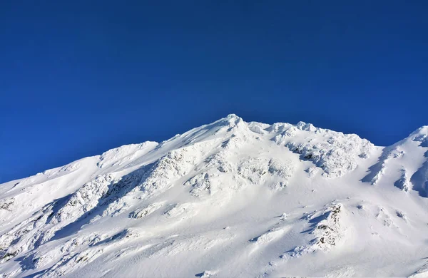 Bergkammen Van Fagaras Roemenië Bedekt Met Sneeuw — Stockfoto