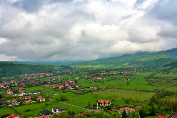 Красивая Воздушная Съемка Городского Пейзажа Совата Расположенного Румынии — стоковое фото
