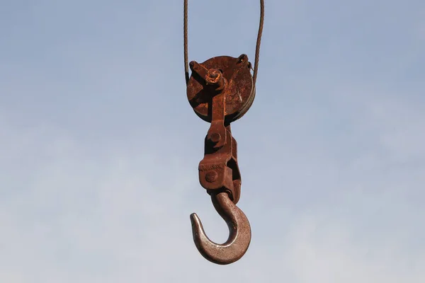 Старый Ржавый Крюк Поднятого Крана Порту — стоковое фото