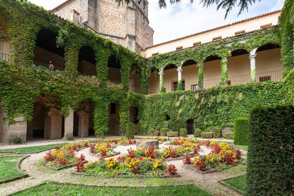 Beau Jardin Dans Monastère Yuste Estrémadure Espagne — Photo