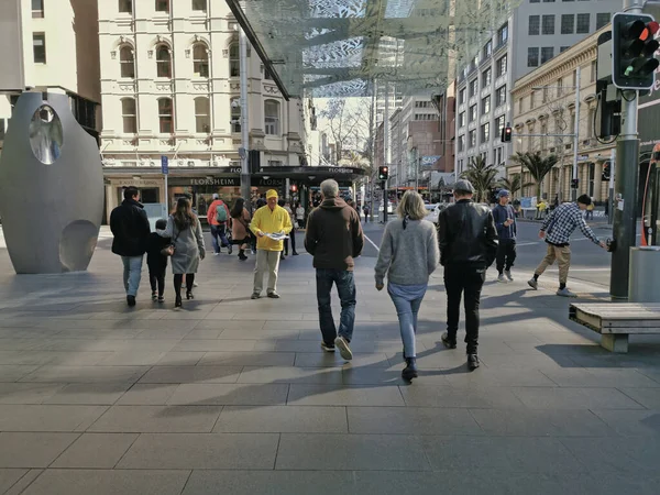 Auckland Nova Zelândia Ago 2019 Vista Pessoas Andando Pela Queen — Fotografia de Stock