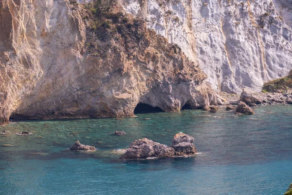 Cuevas Marinas Isla Ponza —  Fotos de Stock
