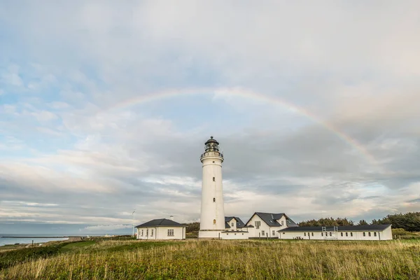 Tęcza Nad Latarnią Hirtshals — Zdjęcie stockowe