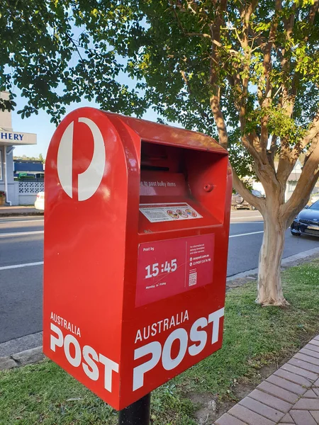 南の高地 オーストラリア 2020年9月13日 国の町や農村部からオーストラリア全土の通りにある赤い箱は 定期的な投稿を収集します — ストック写真