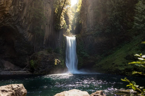 Gros Plan Des Pittoresques Chutes Toketee Oregon États Unis — Photo