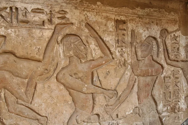 Jeroglíficos Egipcios Guerreros Que Luchan Desde Templo Mortuorio Ramsés Iii — Foto de Stock