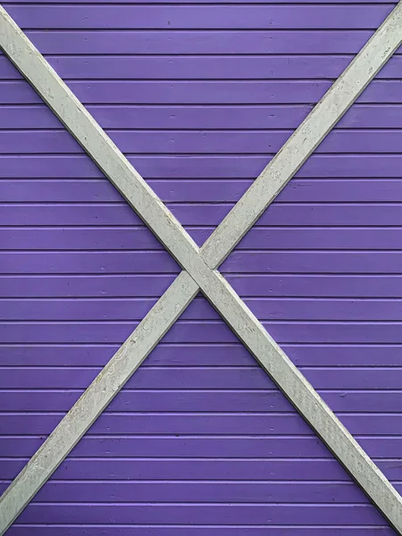 Una Pared Textura Púrpura Con Forros Madera Blanca —  Fotos de Stock
