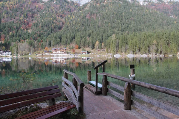 Güzel Hintersee Gölü Almanya Ormanlarla Çevrili — Stok fotoğraf