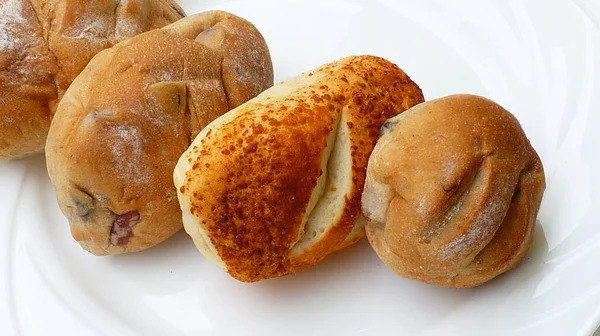 Eine Nahaufnahme Von Hausgemachten Frisch Gebackenen Brötchen — Stockfoto