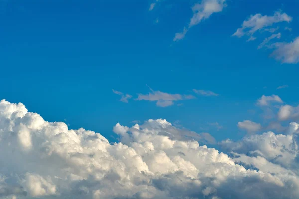 Uma Bela Vista Das Nuvens Céu — Fotografia de Stock