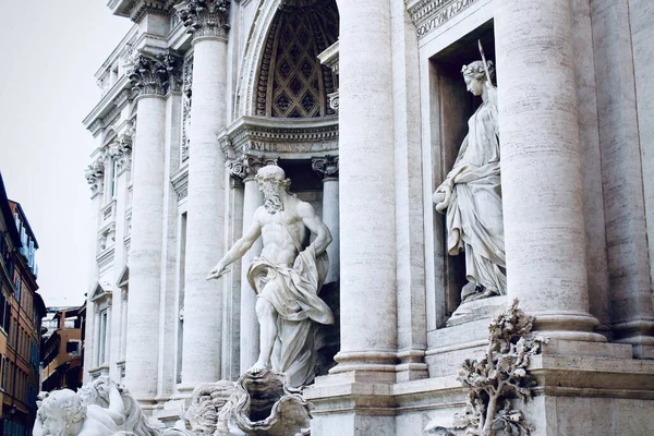 Pomniki Przy Fontannie Trevi Rzymie Włochy Fontanna Trevi Rzym Włochy — Zdjęcie stockowe