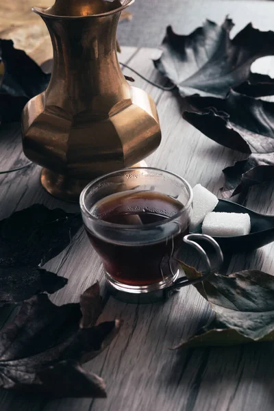 Closeup Cup Hot Tea Sugar Cubes Wooden Surface — Stock Photo, Image