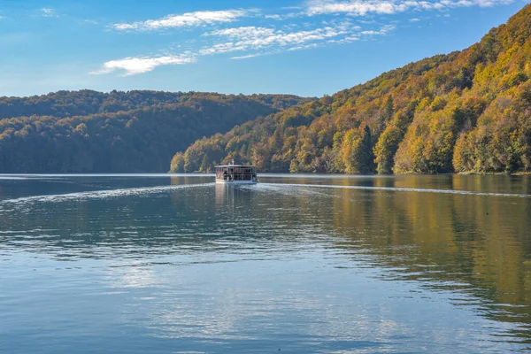 Een Betoverende Opname Van Het Nationaal Park Plitvice Meren Herfst — Stockfoto