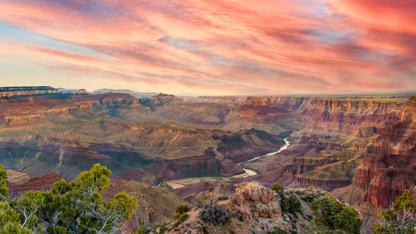 Отличный Панорамный Вид Реку Колорадо Гранд Каньон Течение Нескольких Послеобеденных — стоковое фото