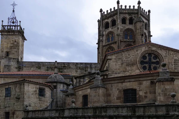 Widok Katedry Ourense Hiszpania Czyste Niebo — Zdjęcie stockowe
