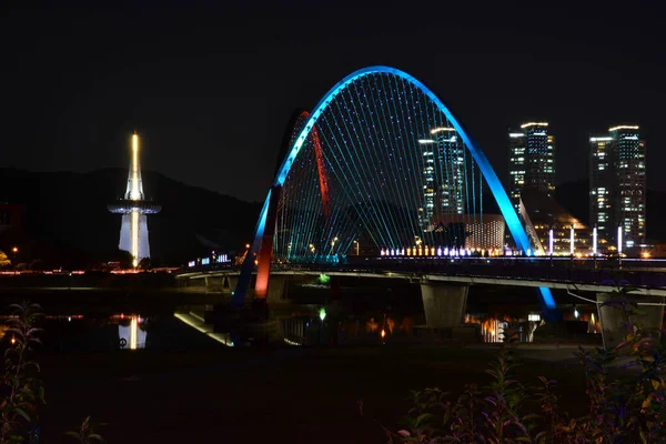 Night View Expo Bridge Taejeon South Korea — стоковое фото