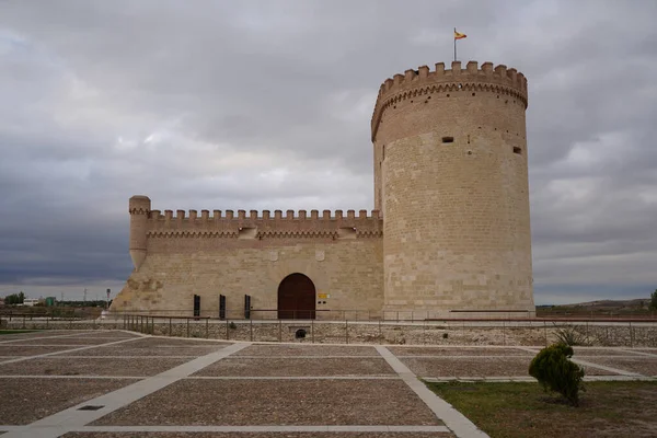 Blick Auf Das Berühmte Castillo Arevalo Spanien Vor Düsterem Hintergrund — Stockfoto