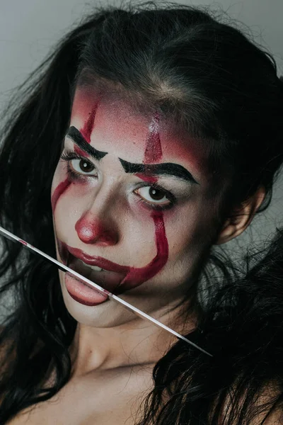 Snímek Dívky Halloweenským Make Upem Držící Nůž — Stock fotografie