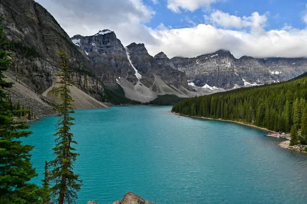 Una Splendida Vista Sul Lago Morena Nel Banff National Park — Foto Stock