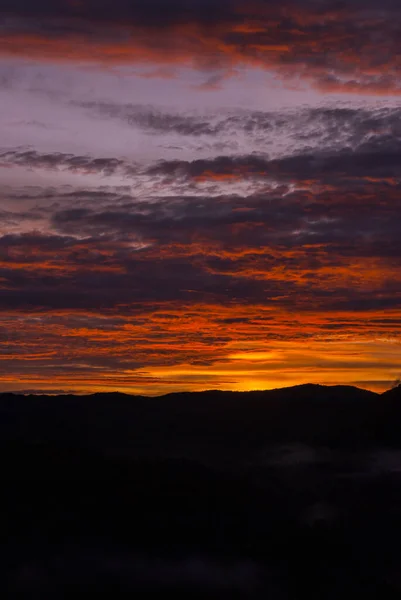 Východ Slunce Mraky Hory Guatemale Dramatické Nebe Pozoruhodnými Barvami Tropická — Stock fotografie