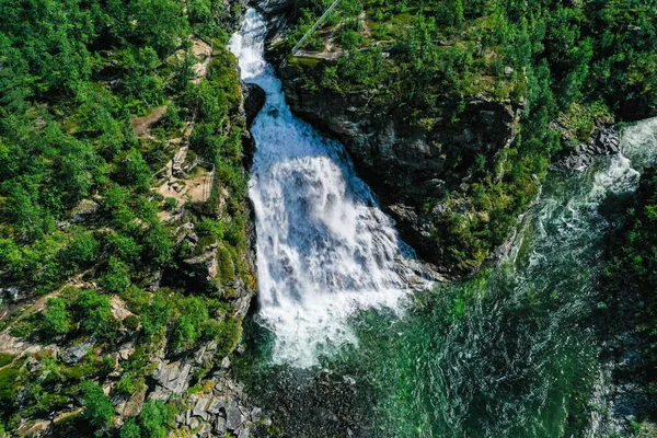 Водоспад Ровіхокфоссен Річка Івойока Сонячний Літній День Скіботндалі Норвегія — стокове фото