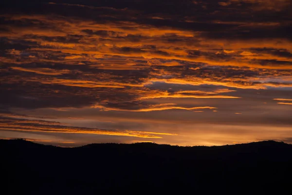 Chmury Góry Wschodu Słońca Gwatemali Dramatyczne Niebo Uderzających Kolorach Obszar — Zdjęcie stockowe