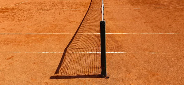 Tir Angle Élevé Filet Dans Court Tennis Sous Lumière Soleil — Photo