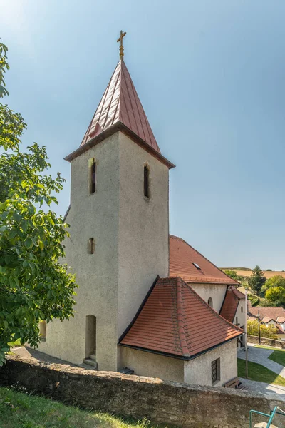 Kostel Hřbitov Chorherrn — Stock fotografie