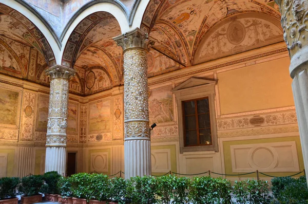 Piękne Łuki Palazzo Vecchio Florencji Włochy — Zdjęcie stockowe