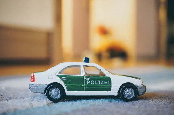 Poznan Polska Listopada 2016 Siku Niemiecka Zabawka Policyjna Mercedes Benz — Zdjęcie stockowe