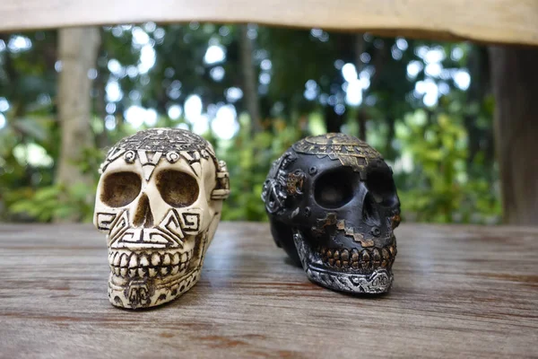 Closeup Small Decorated Skulls Wooden Surface Garden Mexico — Stock Photo, Image
