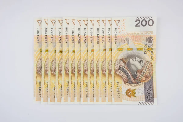 Uma Vista Superior Lotes 200 Notas Zloty Isoladas Fundo Branco — Fotografia de Stock