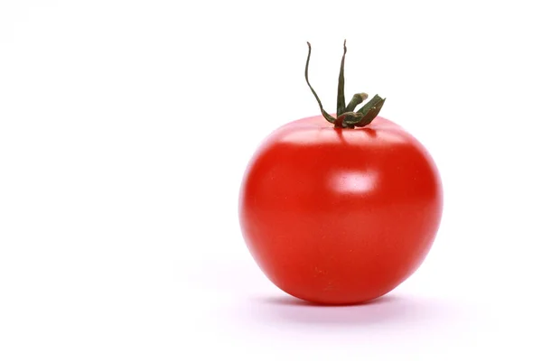 Eine Isolierte Aufnahme Einer Tomate Auf Weißem Hintergrund — Stockfoto