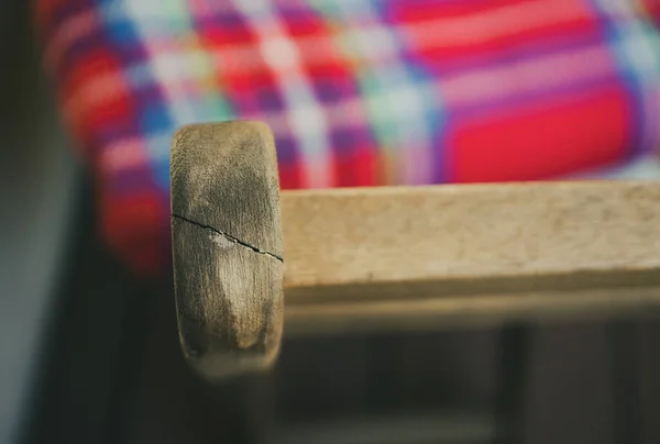 Primer Plano Vista Superior Una Vieja Silla Madera Con Una — Foto de Stock