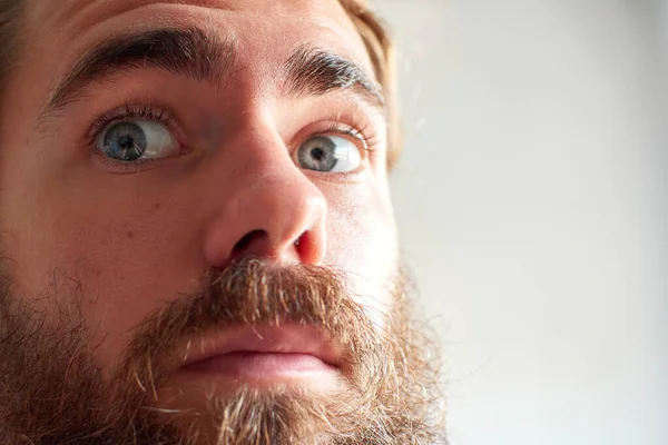 Closeup Shot Young Attractive Man Blue Eyes Beard — Stock Photo, Image