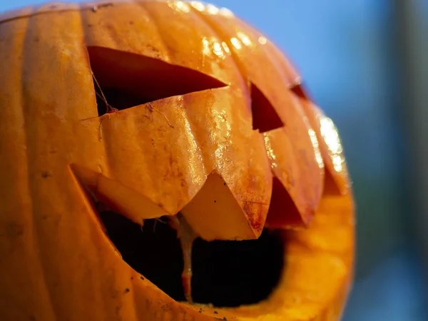 Egy Halloween Tök Ijesztő Arccal — Stock Fotó