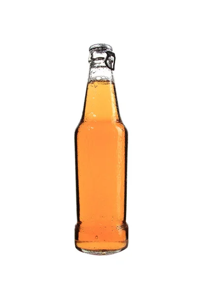 Вертикальный Снимок Бутылки Холодного Влажного Пива Белом Фоне — стоковое фото
